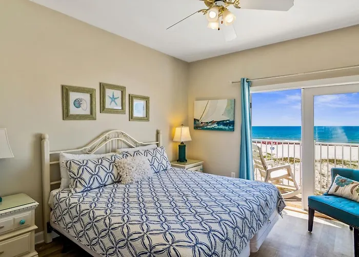 Beachfront Duplex Heated Pool Sleeps 27 Holiday home