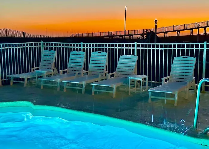 Beachfront Duplex Heated Pool Sleeps 27 Holiday home *