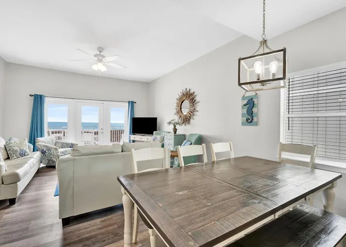 Beachfront Duplex Heated Pool Sleeps 27 Holiday home
