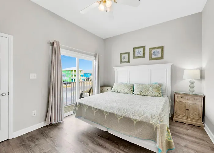 Beachfront Duplex Heated Pool Sleeps 27 * Gulf Shores